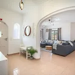 Host Wise - Sunny Spacious House - Terrace & Free Parking لاغوا